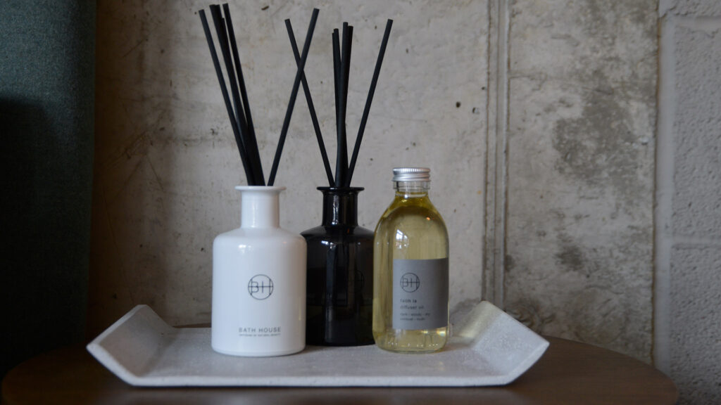 BH diffusers with refill