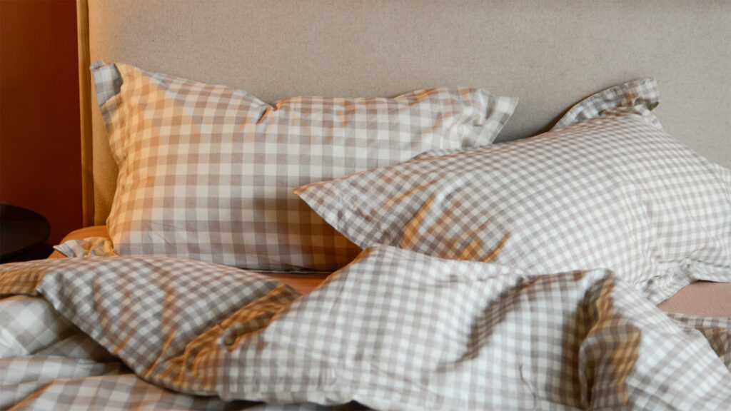 Gingham Bedding Soft Beige Rumpled