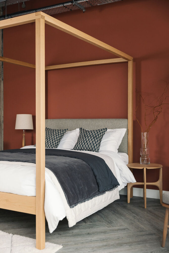 Highland 4 poster bed with padded headboard portrait