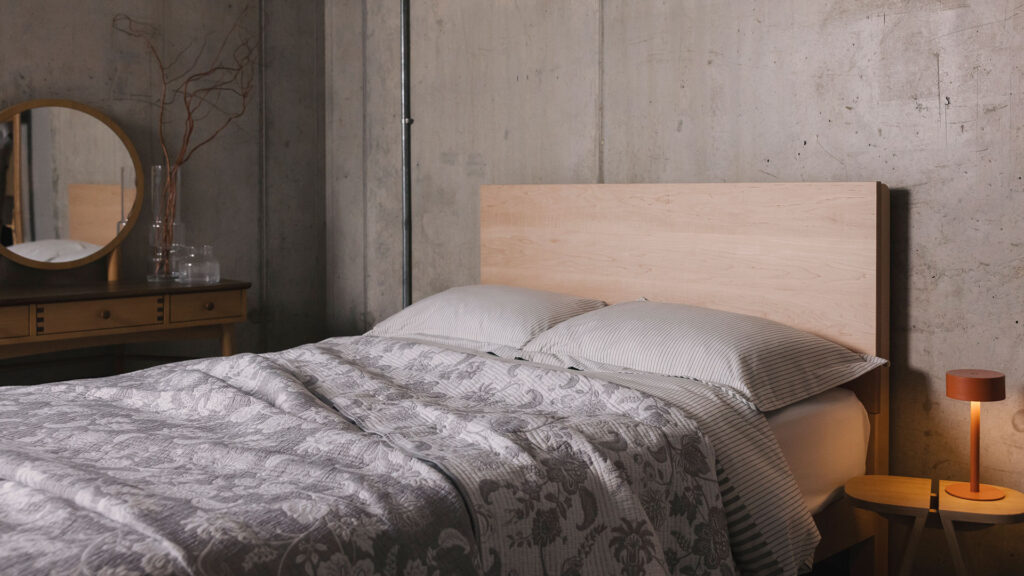 Maple bed Bamford with grey white bedding