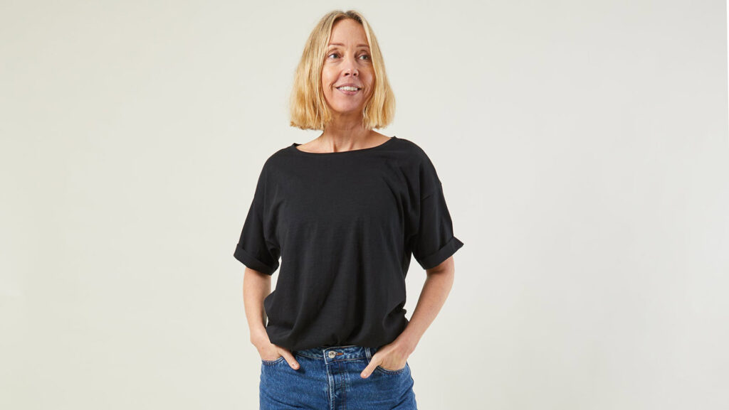 classic cotton T shirts black front