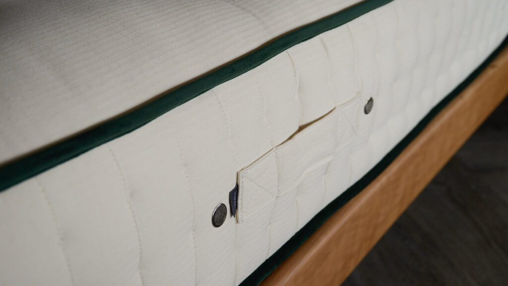 deluxe luxury organic mattress handles and vents