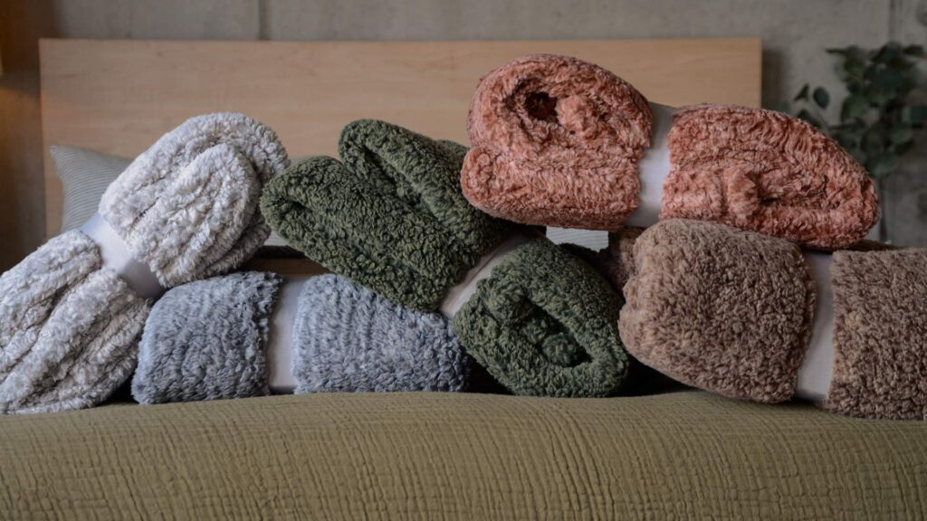 fleecy throws colour range