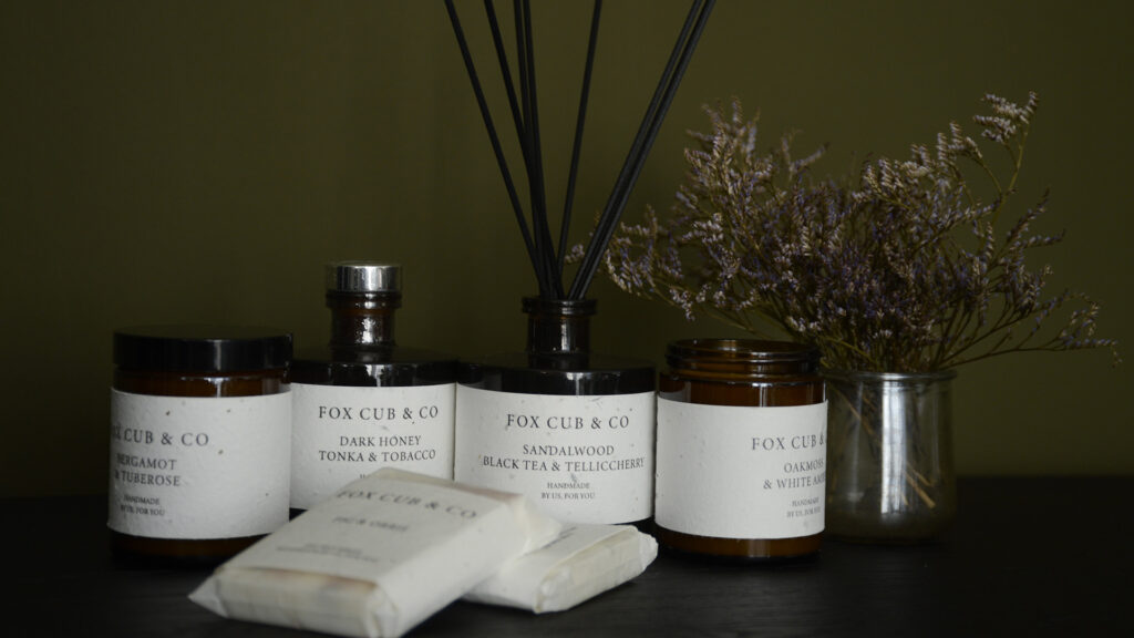 luxury room scents candles diffuser and melts