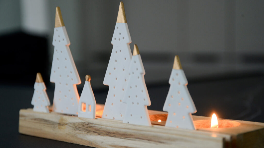 Christmas scene wooden tea lights holder with porcelain trees and a house