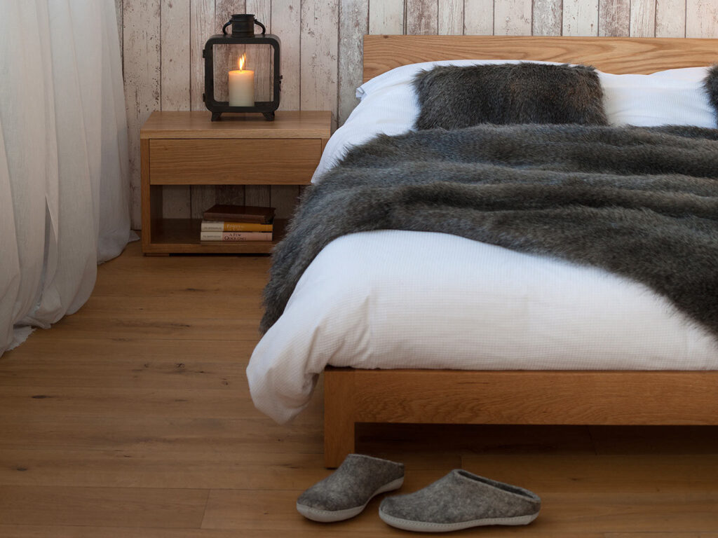 nevada cube and fur throw