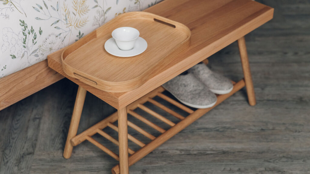 oak small tray on small bench
