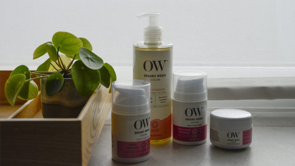 vegan and cruelty free organic toiletries with vitamin E and essential oils