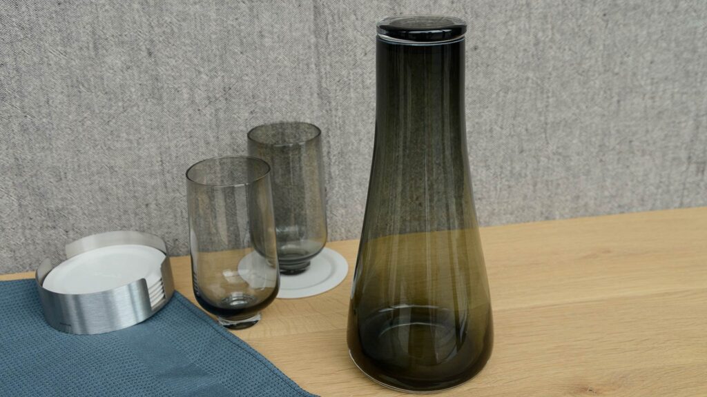 rounded smoked glass carafe with lid