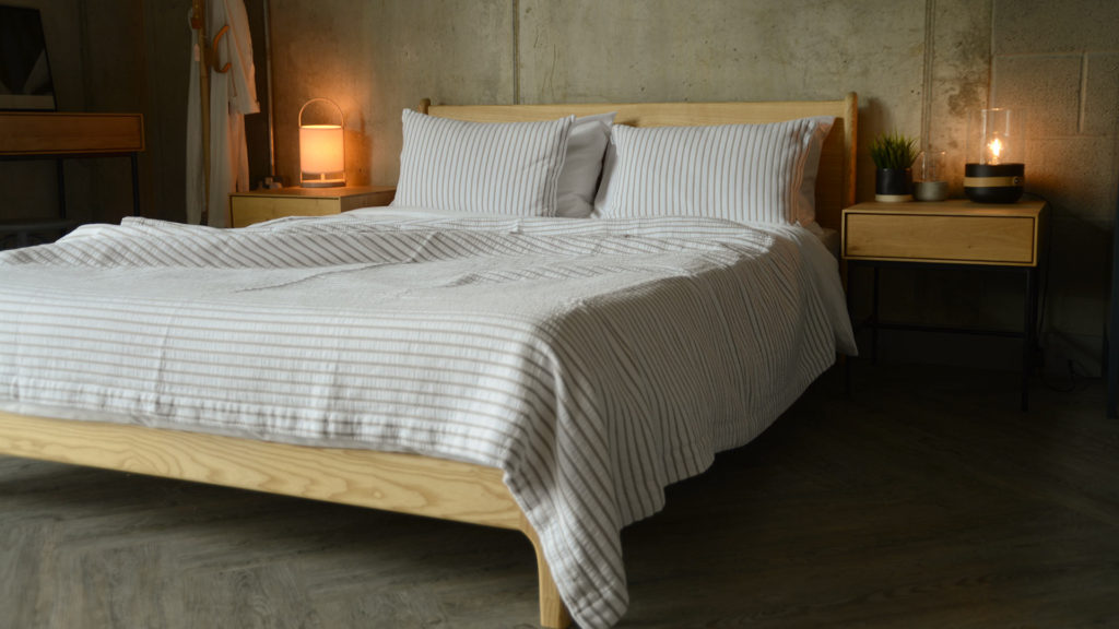 ivory and taupe blanket