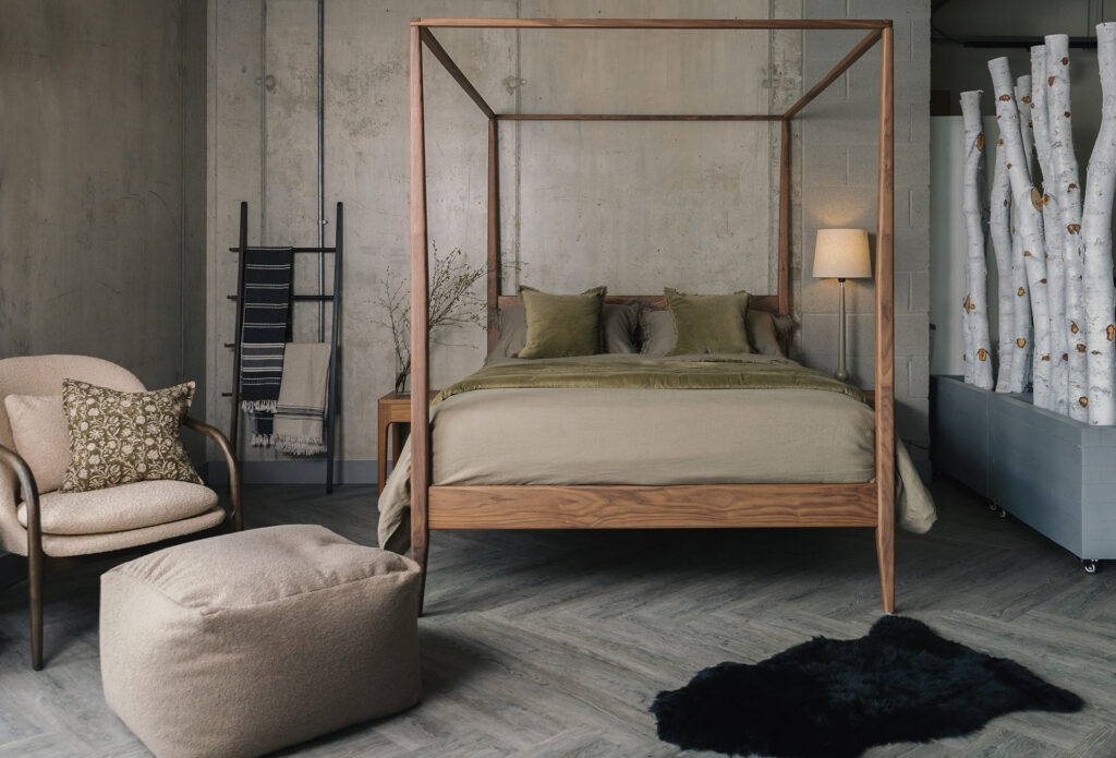 walnut Harrow 4 poster bed 1300