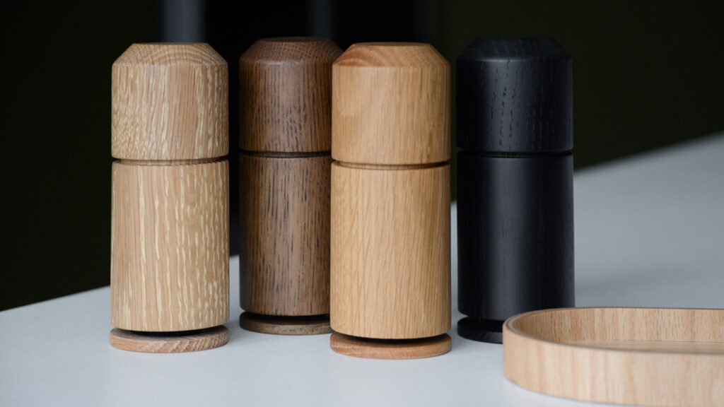 wooden grinders natural smoked oiled or black oak